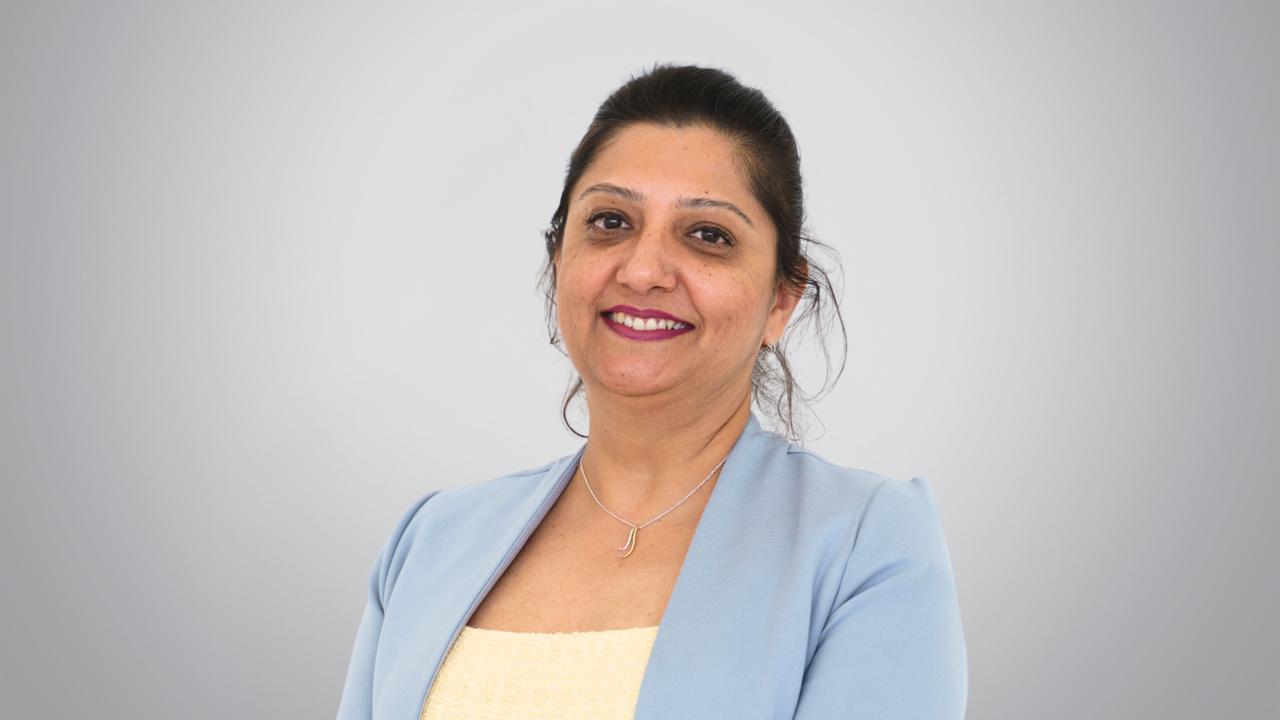Dr Nidhi Sapolia