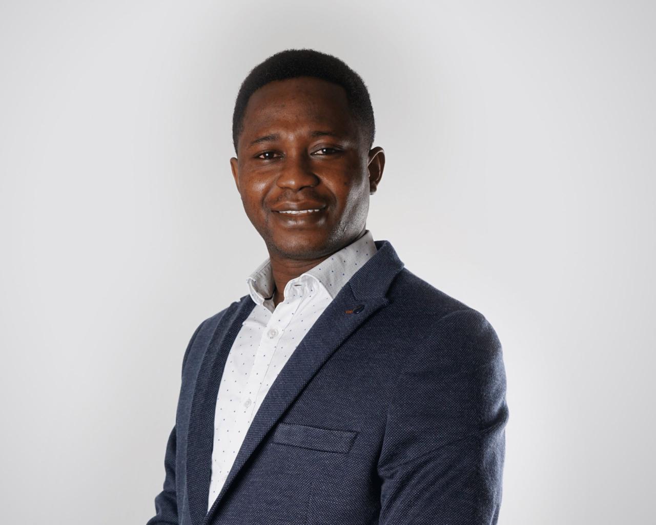 Dr Olusegun John Oluwole