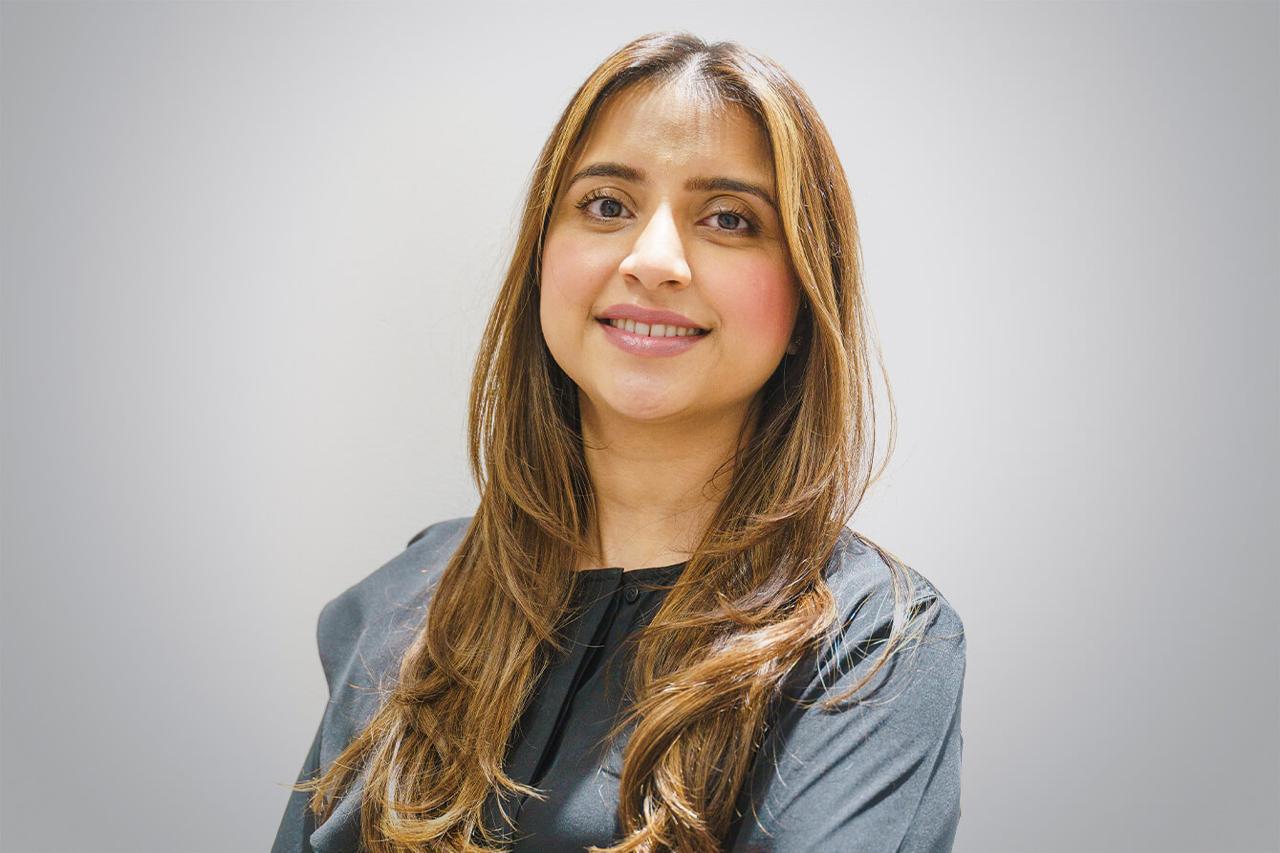 Dr Zahra Khan