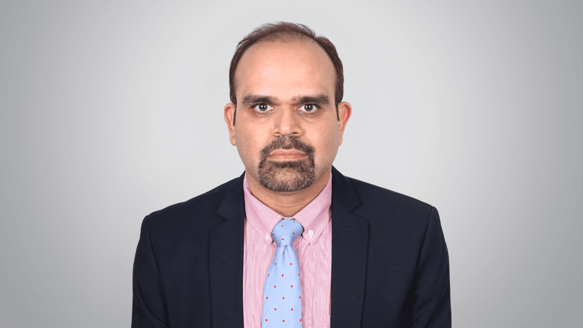 Dr Umesh Nihalani